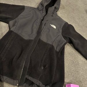 Women’s The North Face Coat | Size Medium